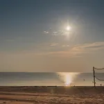 Camping Le Mediterranee - Domaine Pietonnier