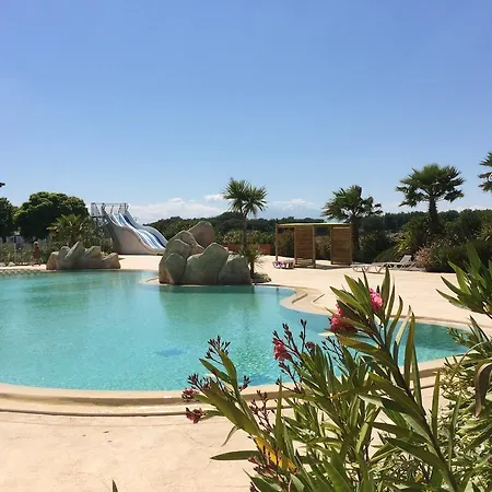 Le Mediterranee - Domaine Pietonnier Campsite Argeles-sur-Mer