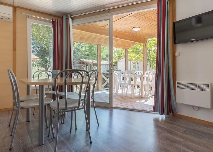 Кемпинг Le Mediterranee - Domaine Pietonnier